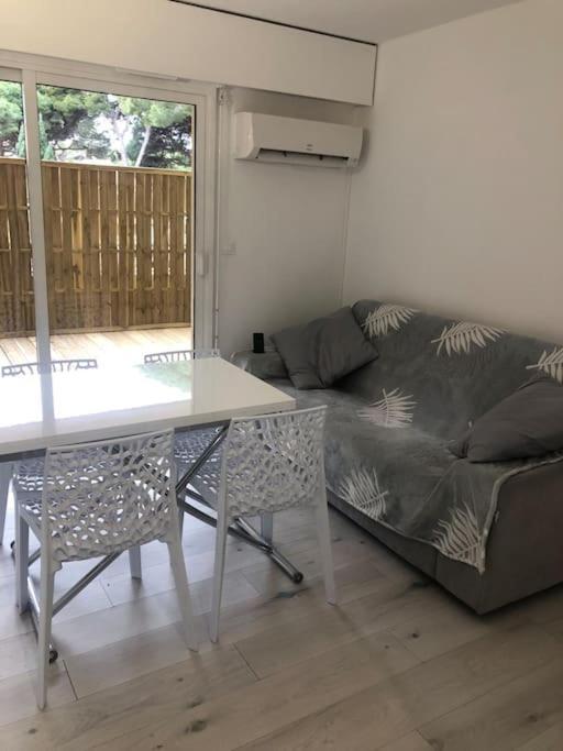 Studio 25M2 Hyeres Plages Ngoại thất bức ảnh